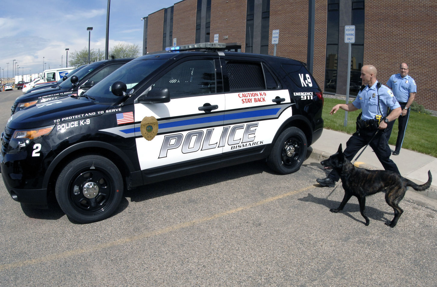 Bismarck police cars return to classic black and white