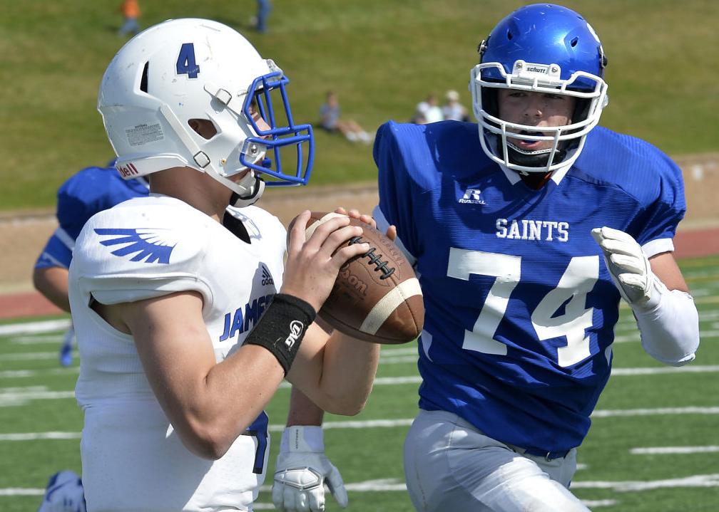 092318-spt-Football02