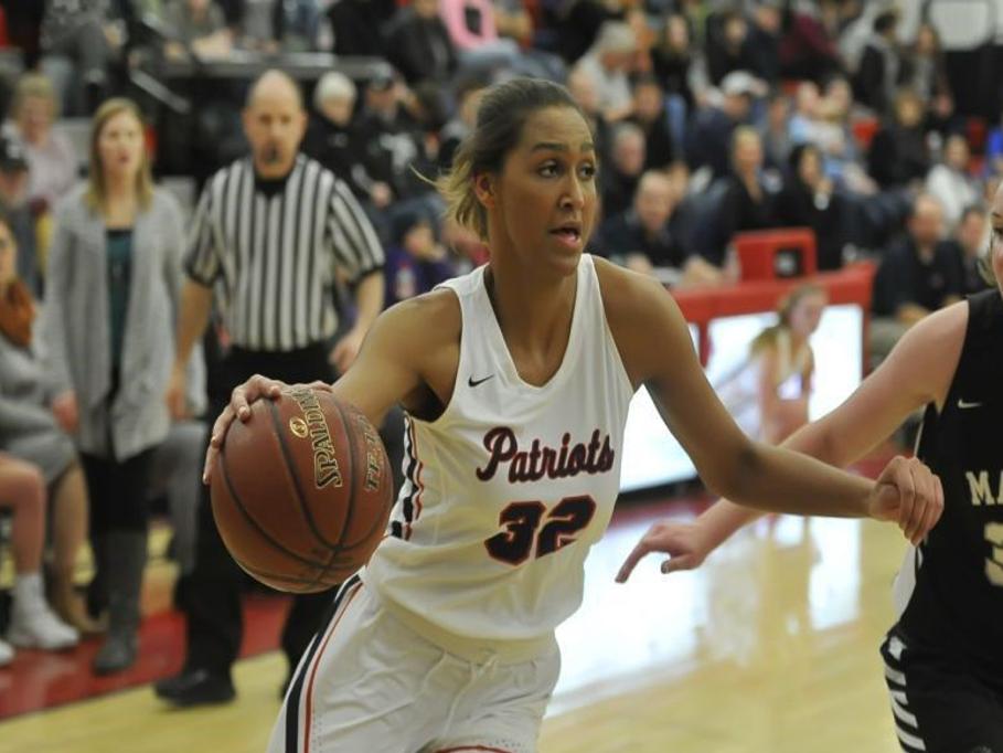Century S Ware Drawing Big Timers To Bismarck Basketball