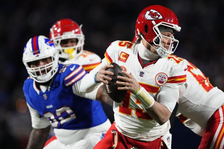 Kansas City Chiefs and Detroit Lions advance to conference