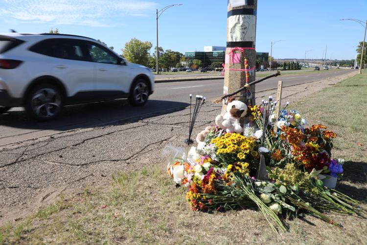 Moch 2nd Mandan teen, Ben Moch, injured in Bismarck crash dies