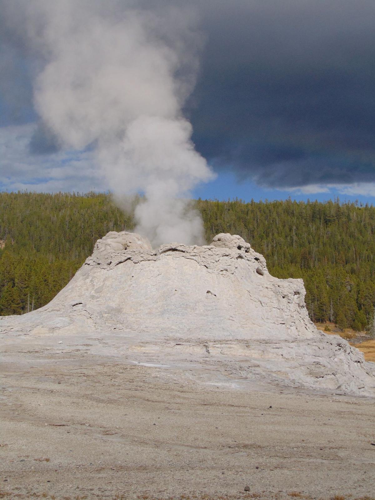 Castle Geyser