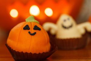 6 Must-Have Decorations for Your Halloween Party