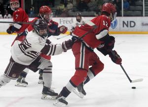 Three-goal second period leads Patriots over Demons