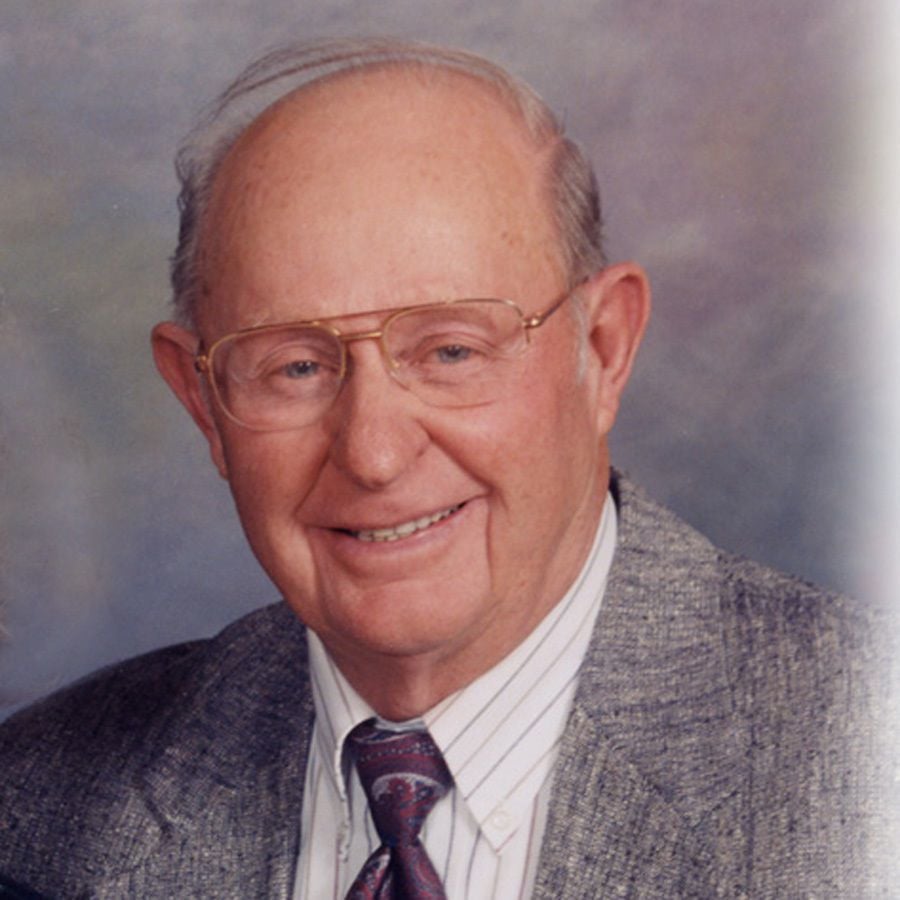 Stanley Schmaltz | Bismarck Obituaries | bismarcktribune.com