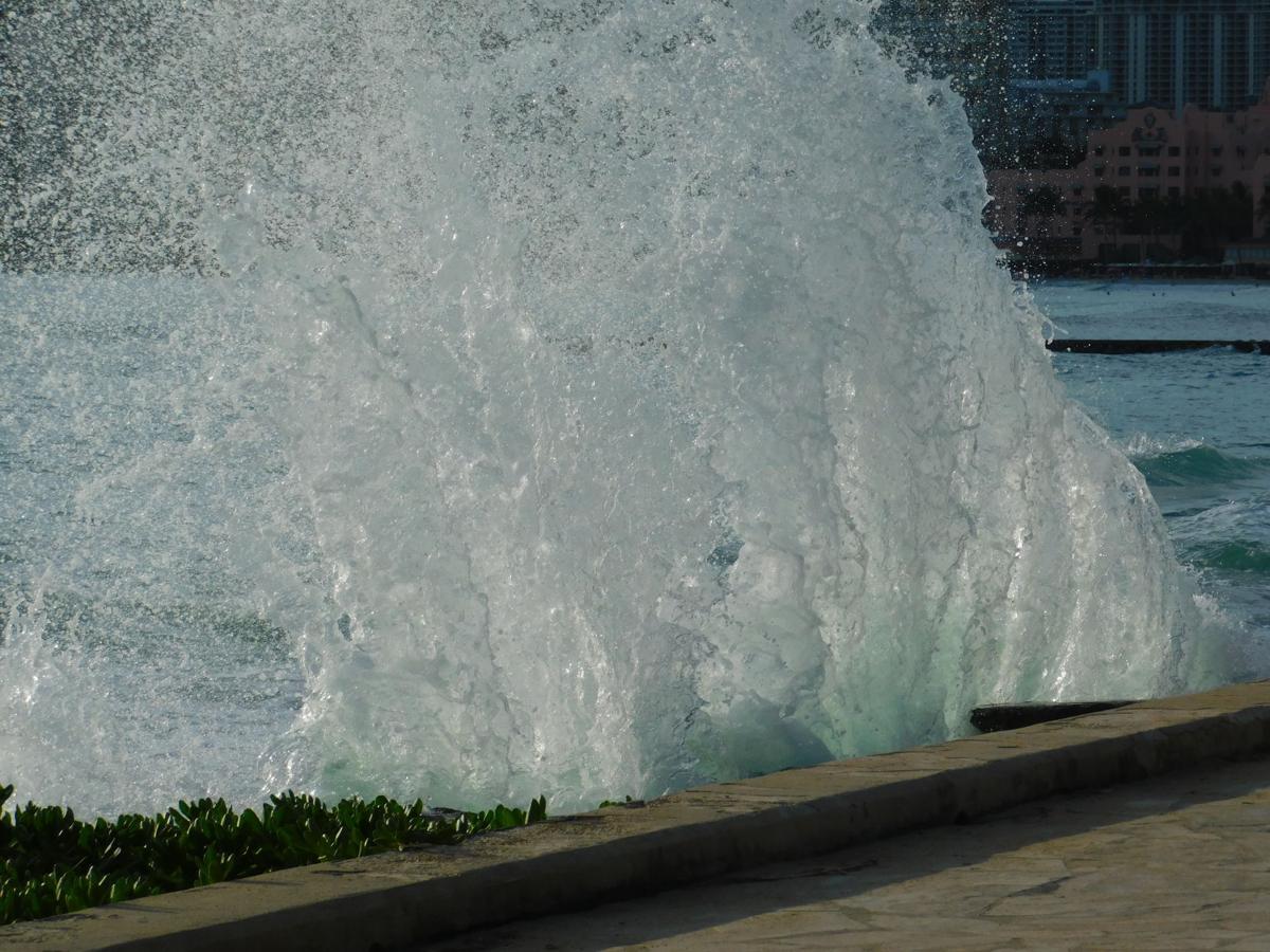 Waikiki Beach