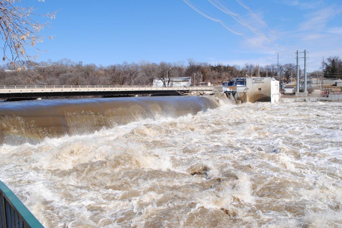 Minnesota River Reaches Crest In Granite Falls State Regional Bismarcktribune Com