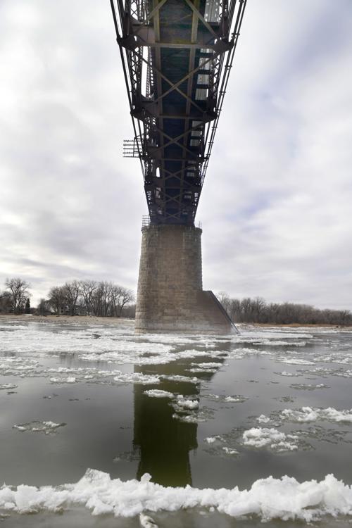 012521-nws-BNSF-railroad-bridge-3