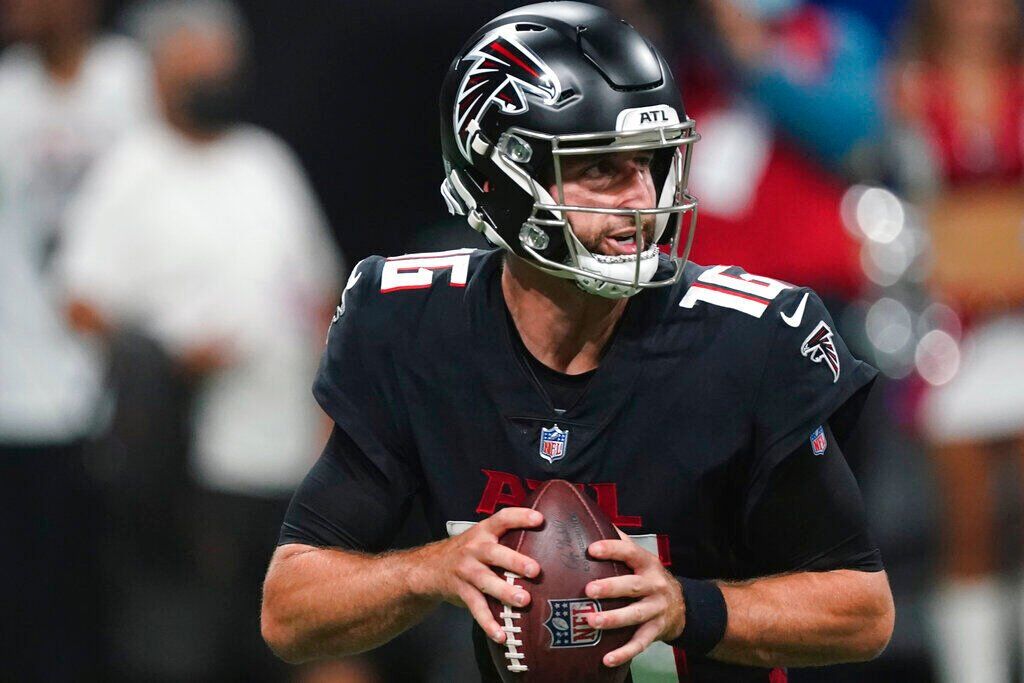 McCarron (knee) out for season, Falcons in market for QB