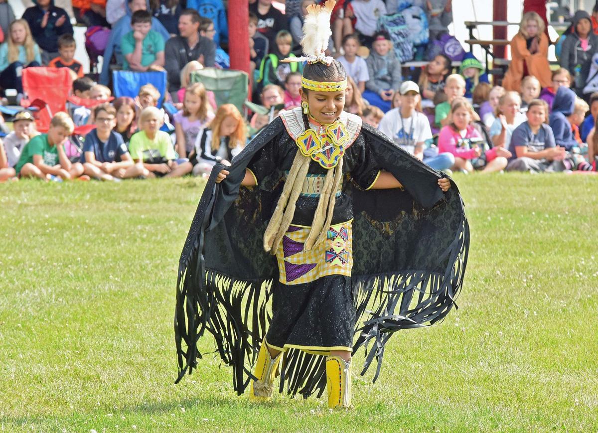 090917-nws-powwow4.jpg
