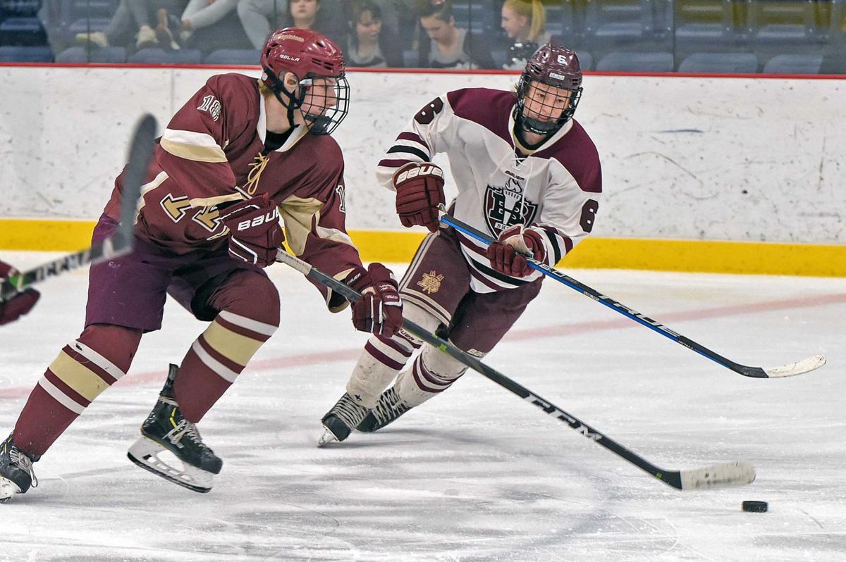 Minot beats Bismarck, surges to top spot in the West Hockey