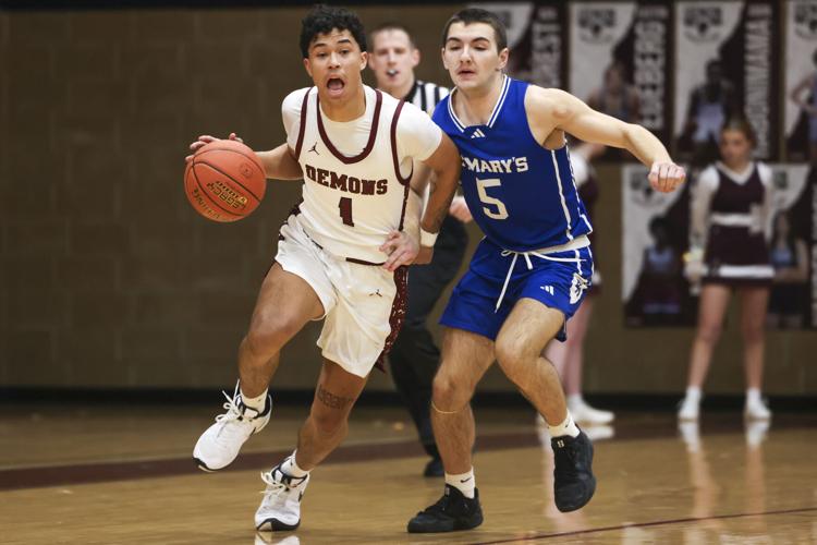 Bismarck boys trample St. Mary's in latest rivalry matchup