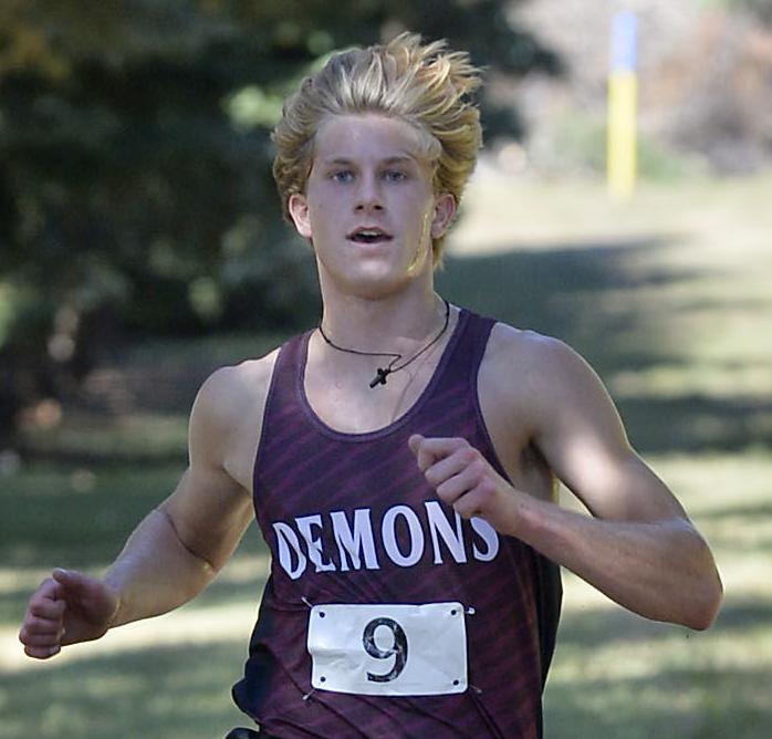 082920-spt-XCountry-01
