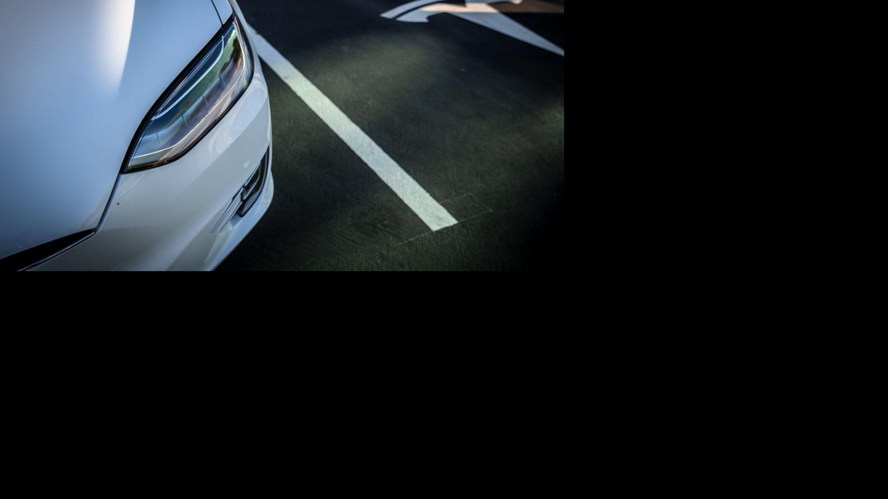 Terrifying But Fantastic New Tesla Feature Sparks Awe Mayhem