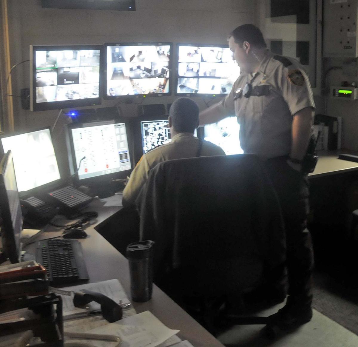Shuttling inmates readjusts jail priorities Courts & Crime