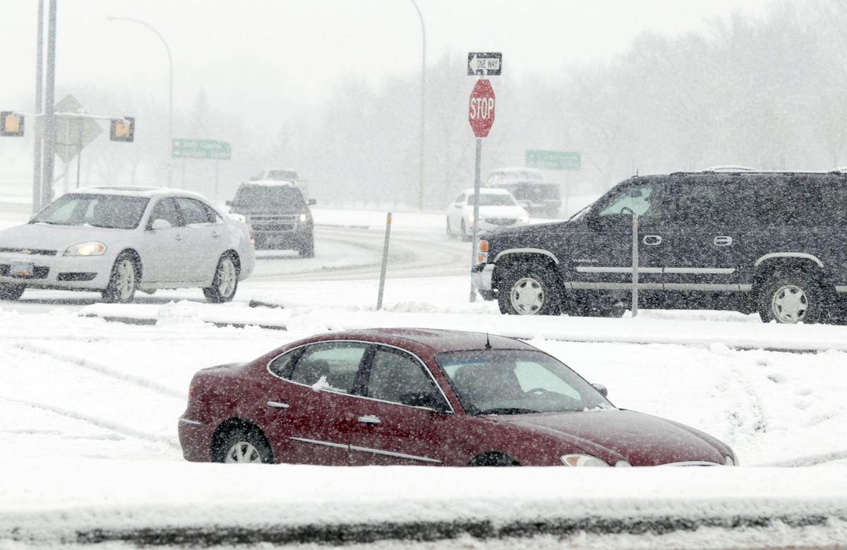 Drivers involved in more than 90 crashes in Bismarck on Friday