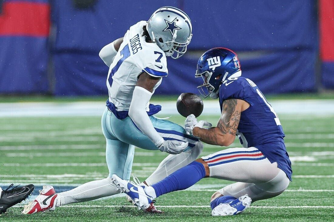 NFL honors Cowboys' Diggs on social media account, see his 7 picks