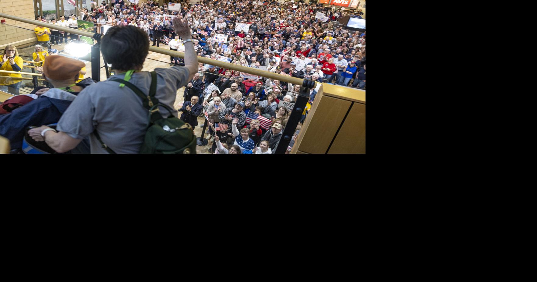 Western North Dakota Honor Flight returns to warm welcome
