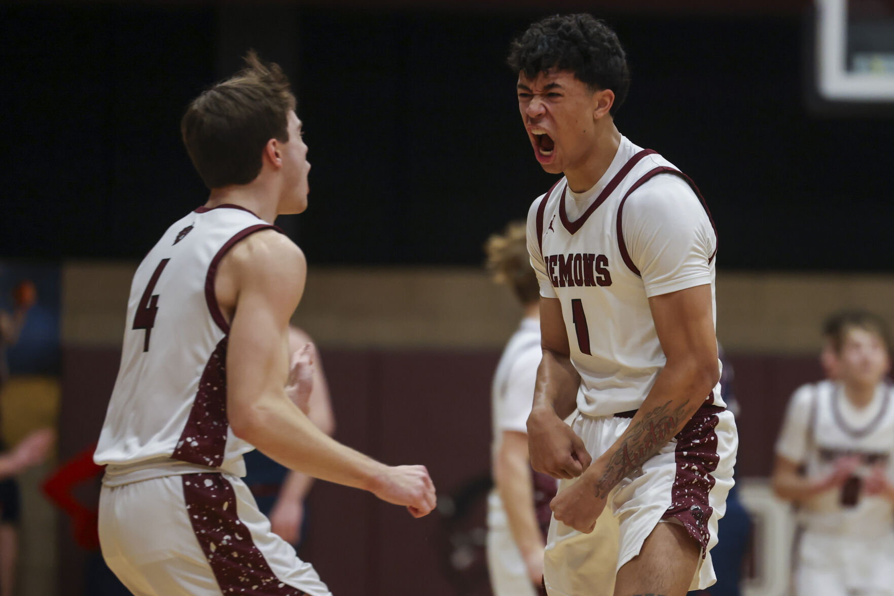 Bismarck upends top-ranked Century