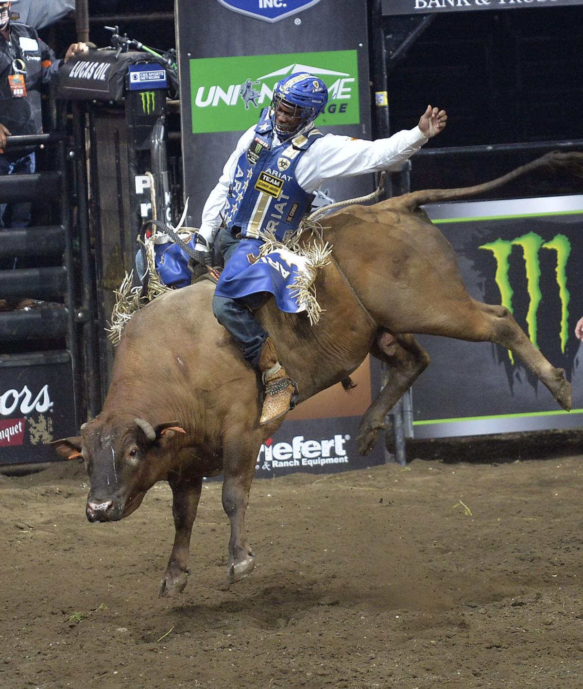 World No. 1 Leme wins 10K bounty at Bismarck Event Center Rodeo