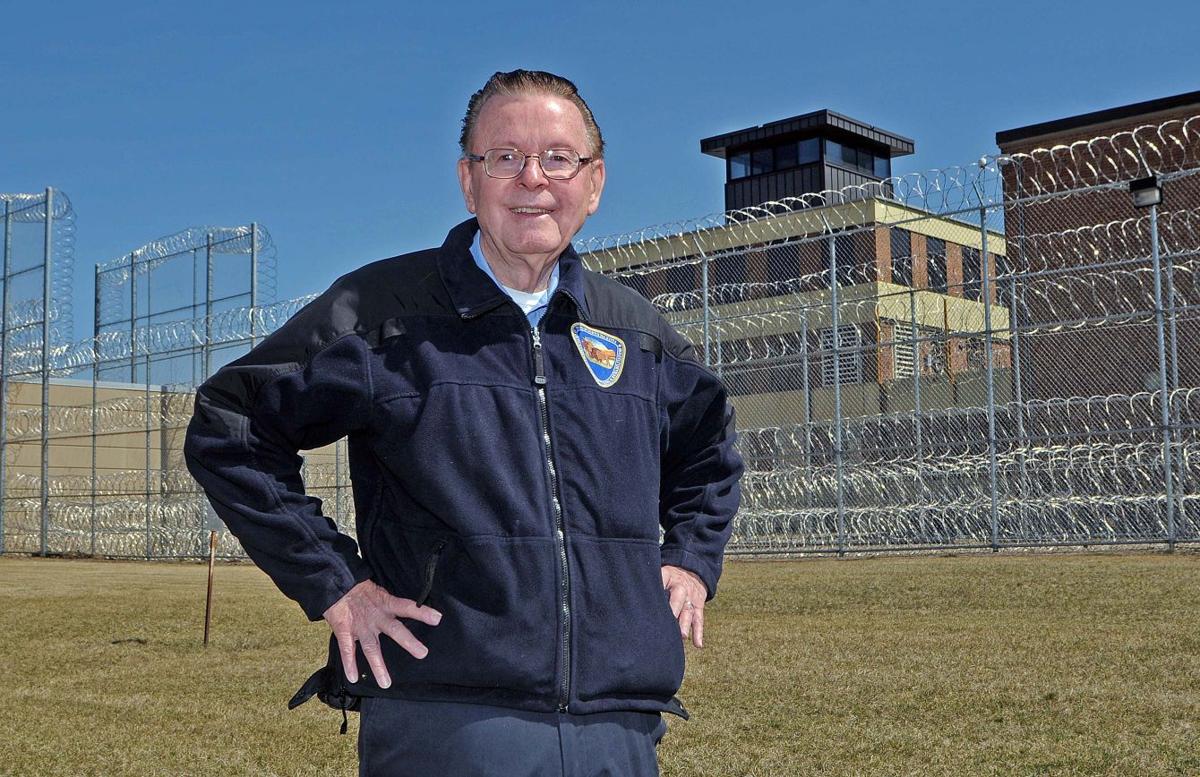 Prison Guard Retires After 48 Years Courts Crime Bismarcktribune Com