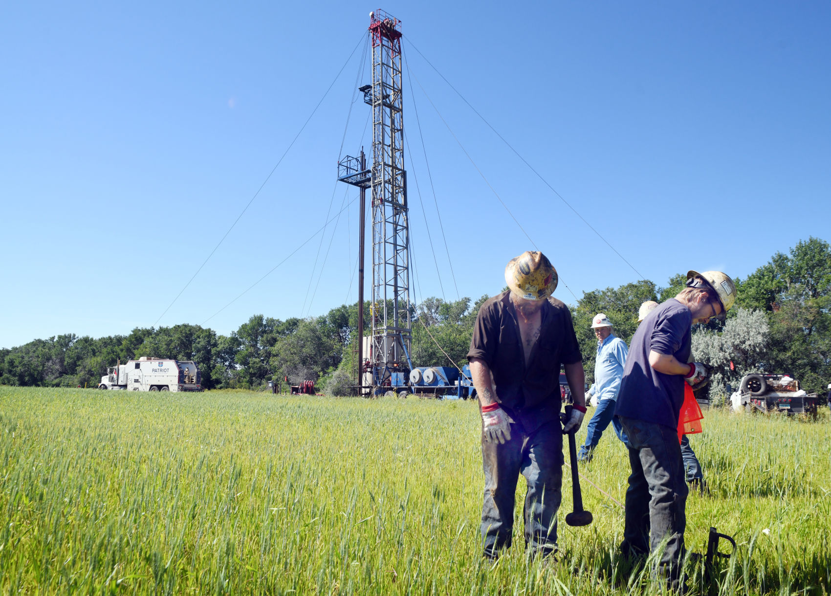 Rigging Up: Program To Plug 400 Abandoned Oil Field Wells Kicks Off