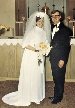 Bob and Linda Christman Celebrate 50th Wedding Anniversary