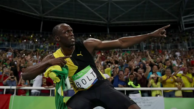 Usain Bolt given gift by Segway cameraman who floored him in Beijing -  Mirror Online
