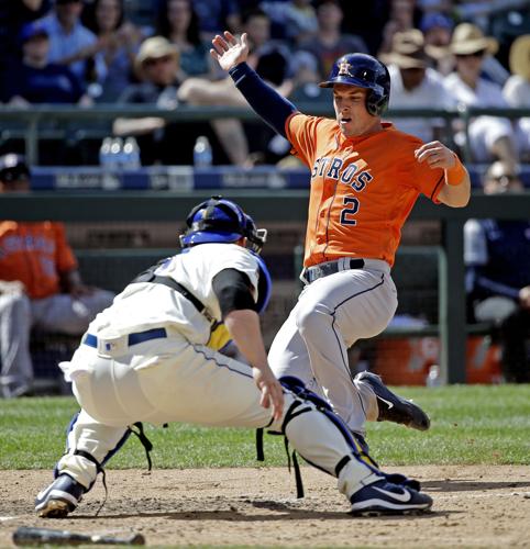 MLB roundup: George Springer homers twice, Astros sweep Rangers