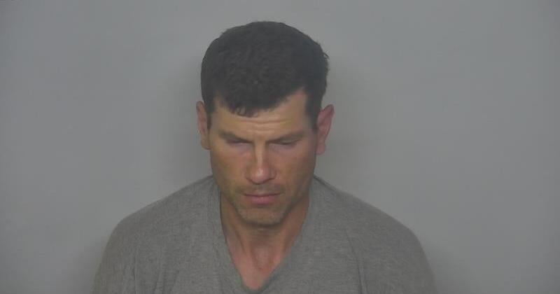 Bismarck man pleads not guilty to entering sleeping girl's bedroom, stalking