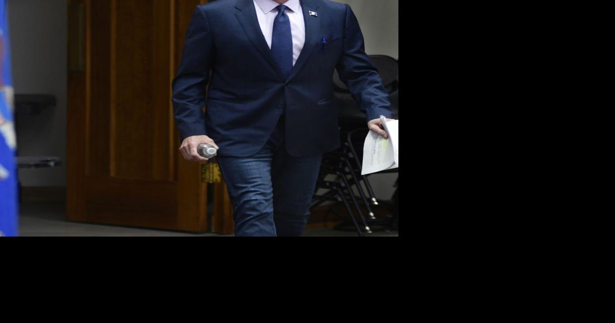 North Dakota governor vetoes state mask mandate ban