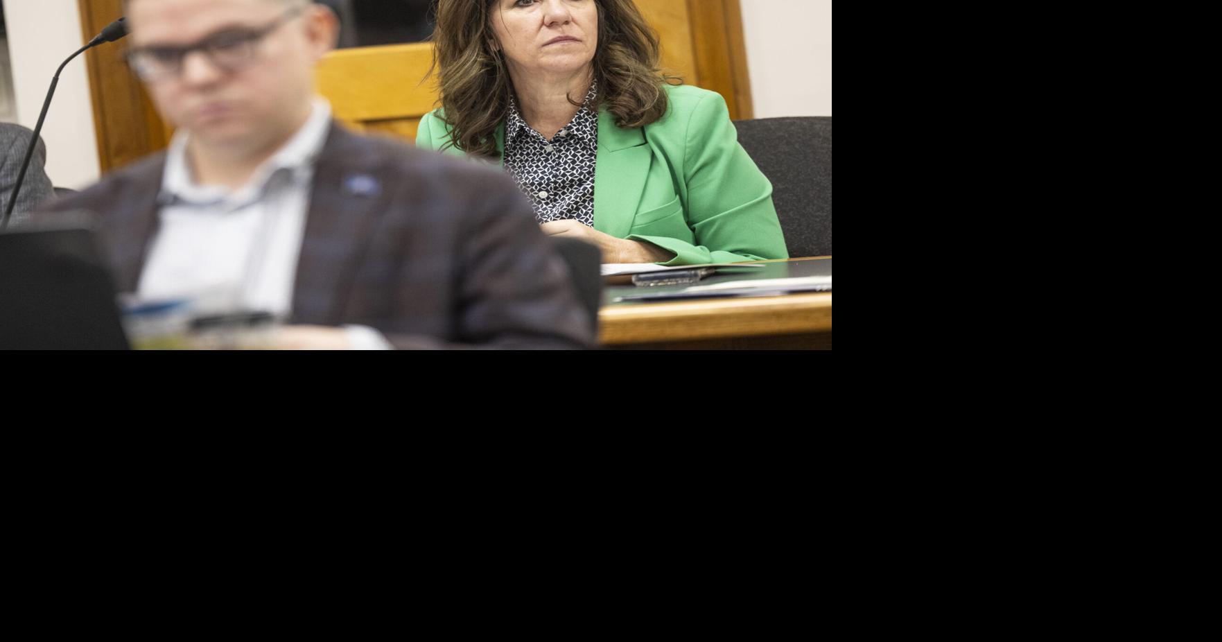 North Dakota lawmakers study nuclear energy