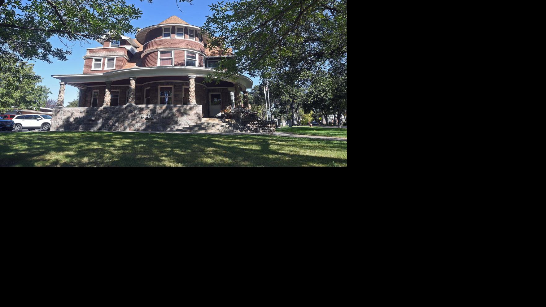 Photos Landmark Houses in Bismarck Tribune Photo Collections
