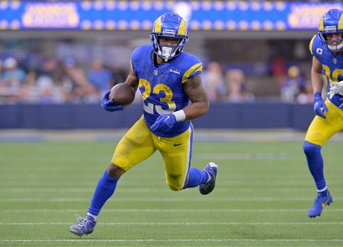 Here's which uniforms the Rams will wear against the Cardinals on