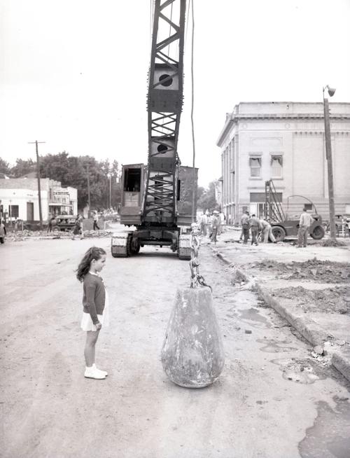 Broadway Bismarck 1948