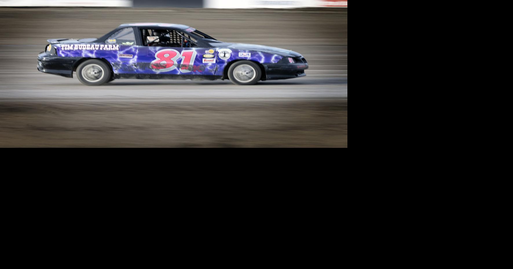 Busy INEX Legends races highlight first day at Dacotah Speedway