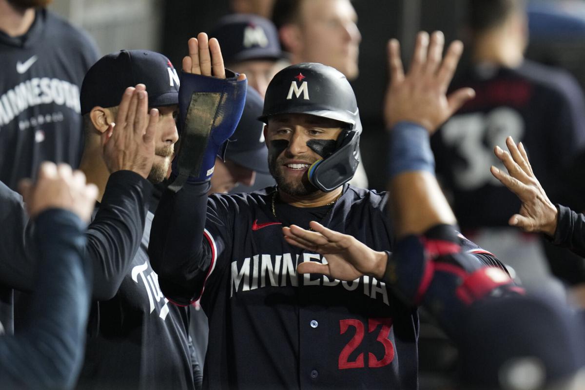 Top picks Carlos Correa, Byron Buxton join forces in Minnesota