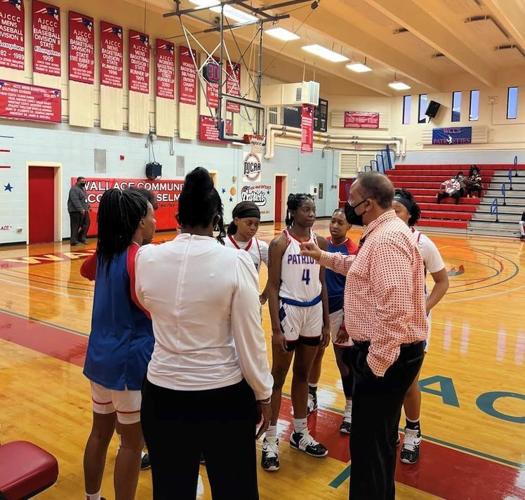 Wallace Men and Women basketball season comes to an end