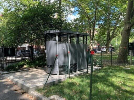 Bog Apple: NYC discovers stand-alone toilet pods