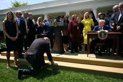 'Divine dreams' and 38 virgins at Trump prayer event