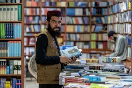 Taliban hang up Kalashnikovs to pen memoirs of Afghan war