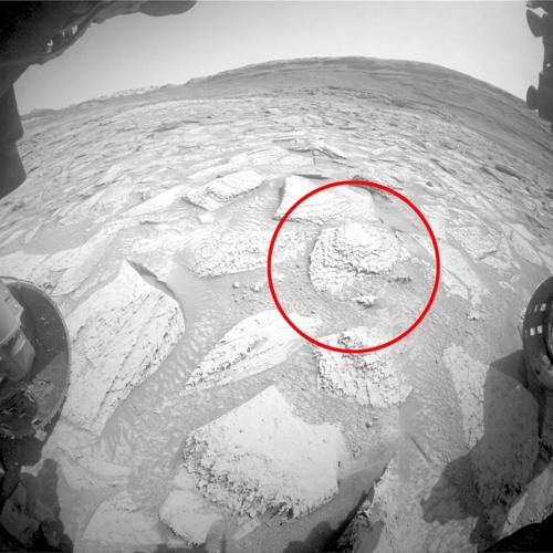 Out-of-this-world problem as pesky Martian boulder sticks to rover for WEEK