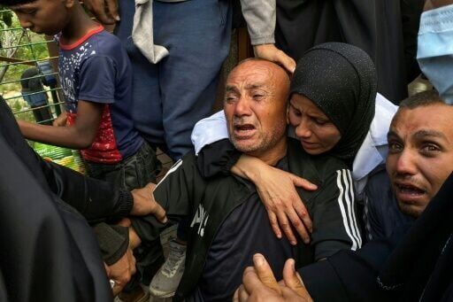 27 killed as Israeli army opens fire near Gaza aid point