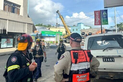 Rescuers extend search for Vanuatu quake survivors