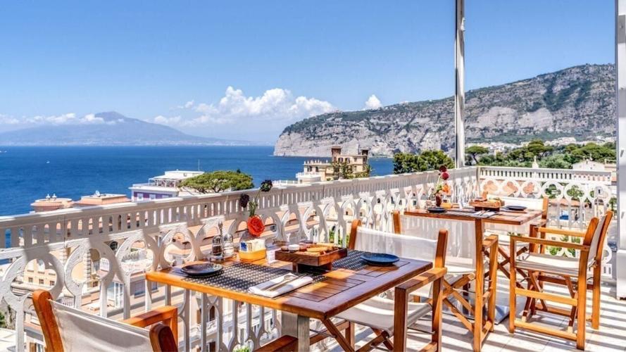 Breakfast on the Terrace