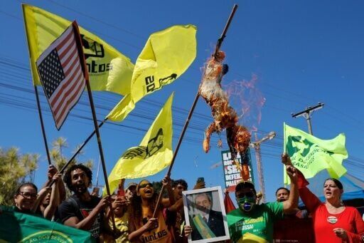 Brazilians burn Trump effigies as tariffs spark anger