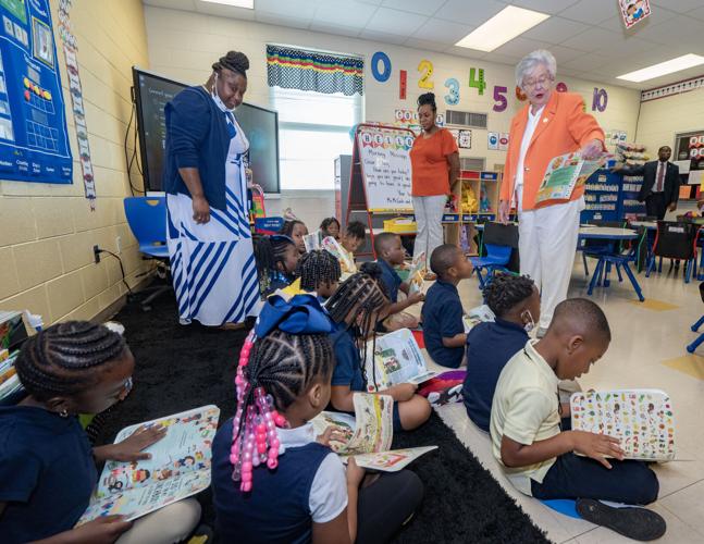 Gov. Ivey tours medical program in Camden that brings UAB residents to underserved Black Belt