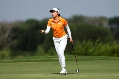 Jeeno Thitikul edges clear as heat takes toll at Women's PGA