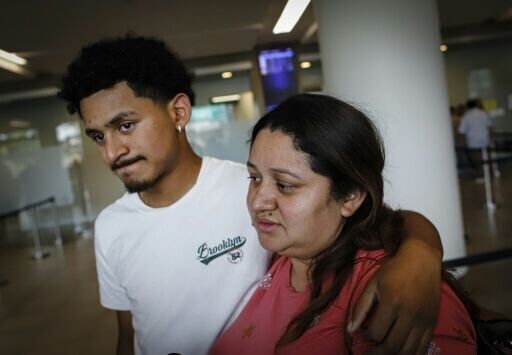 Honduran teen deported by US feels like foreigner in native country
