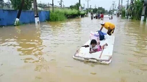 Emergency crews rescue stranded Sri Lankans as cyclone triggers heavy flooding